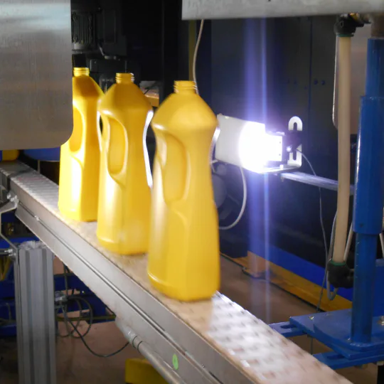 Extrusion blow molding by Silgan Plastics