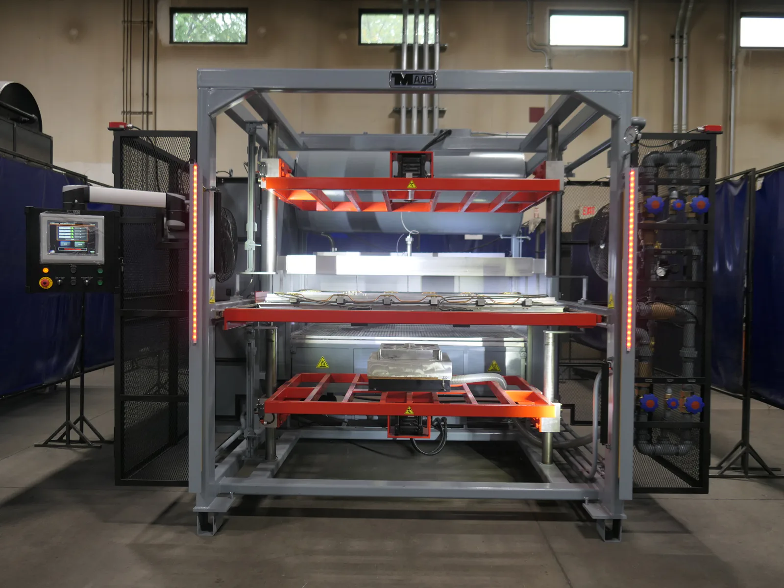MAAC Machinery · C64S Thermoforming Machine